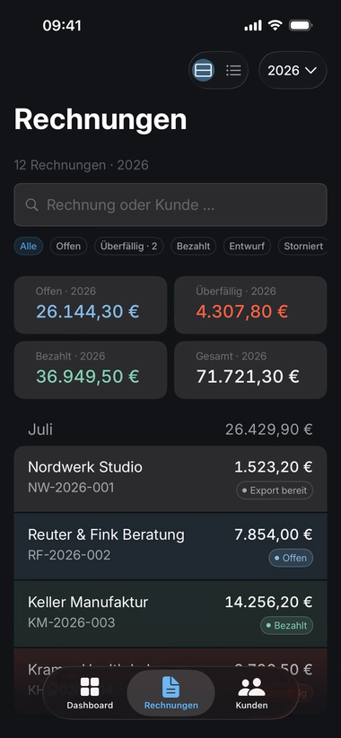 Rechnungsliste auf dem iPhone, gruppiert nach Monat. (ohne Geräterahmen)